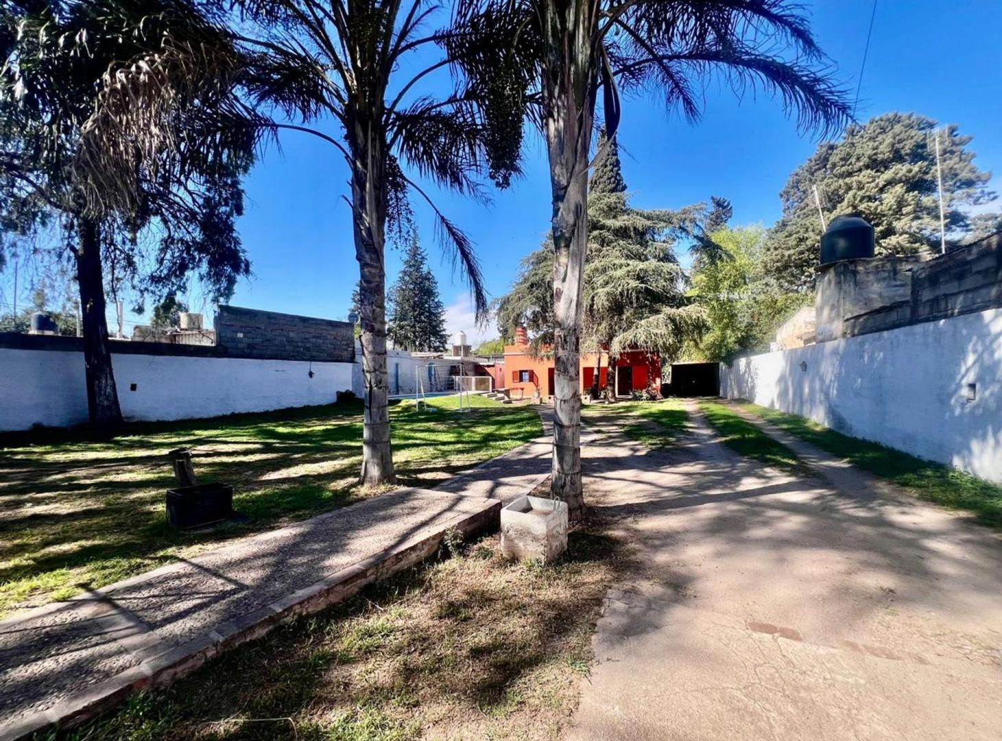 Foto de VENTA CASA TERRENO 804 m2 4 DORMITORIOS PILETA, imagen 1