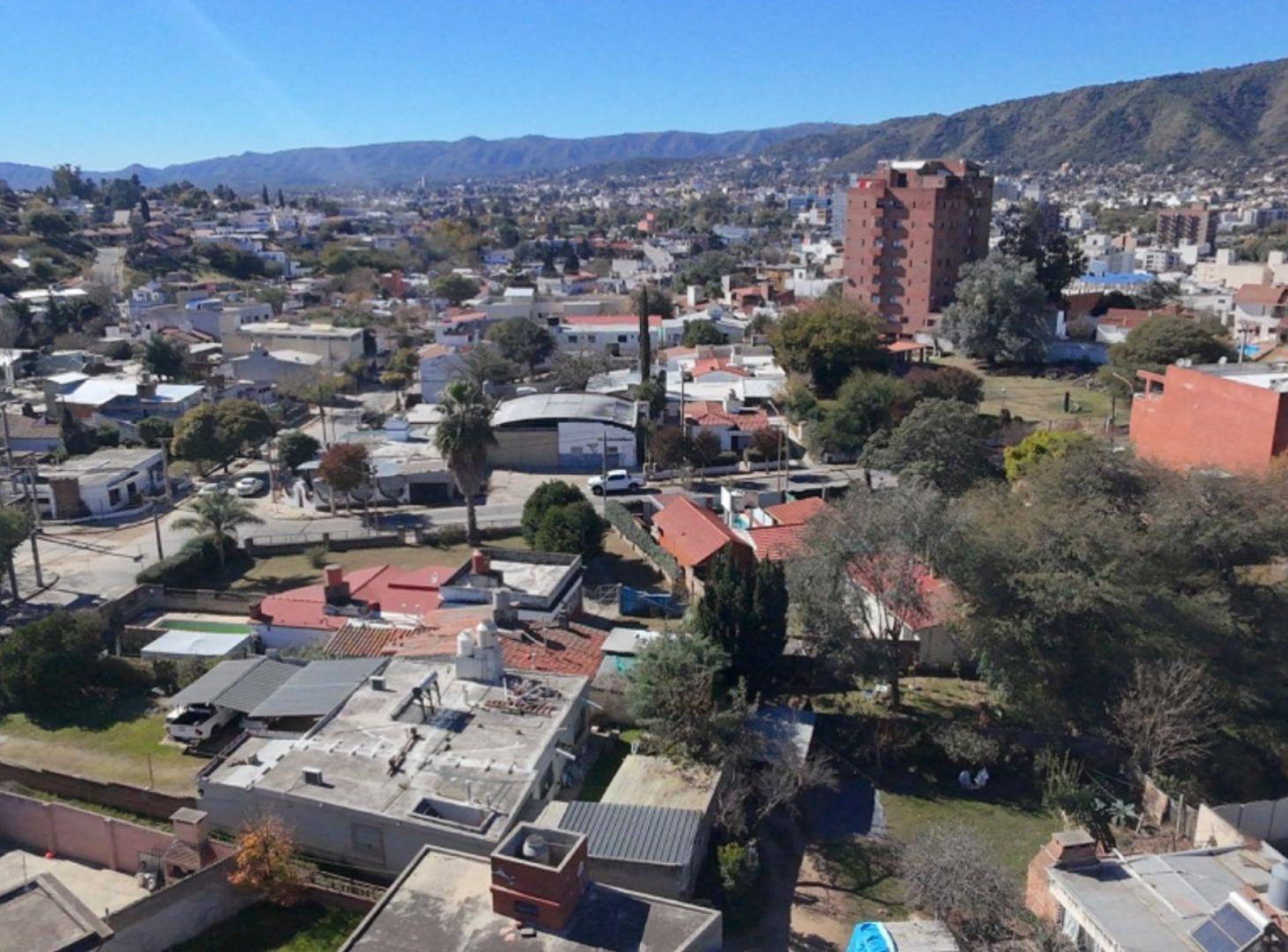 Foto de VENTA PH CENTRO CARLOS PAZ. 3 DORM , AMPLIO PATIO., imagen 5