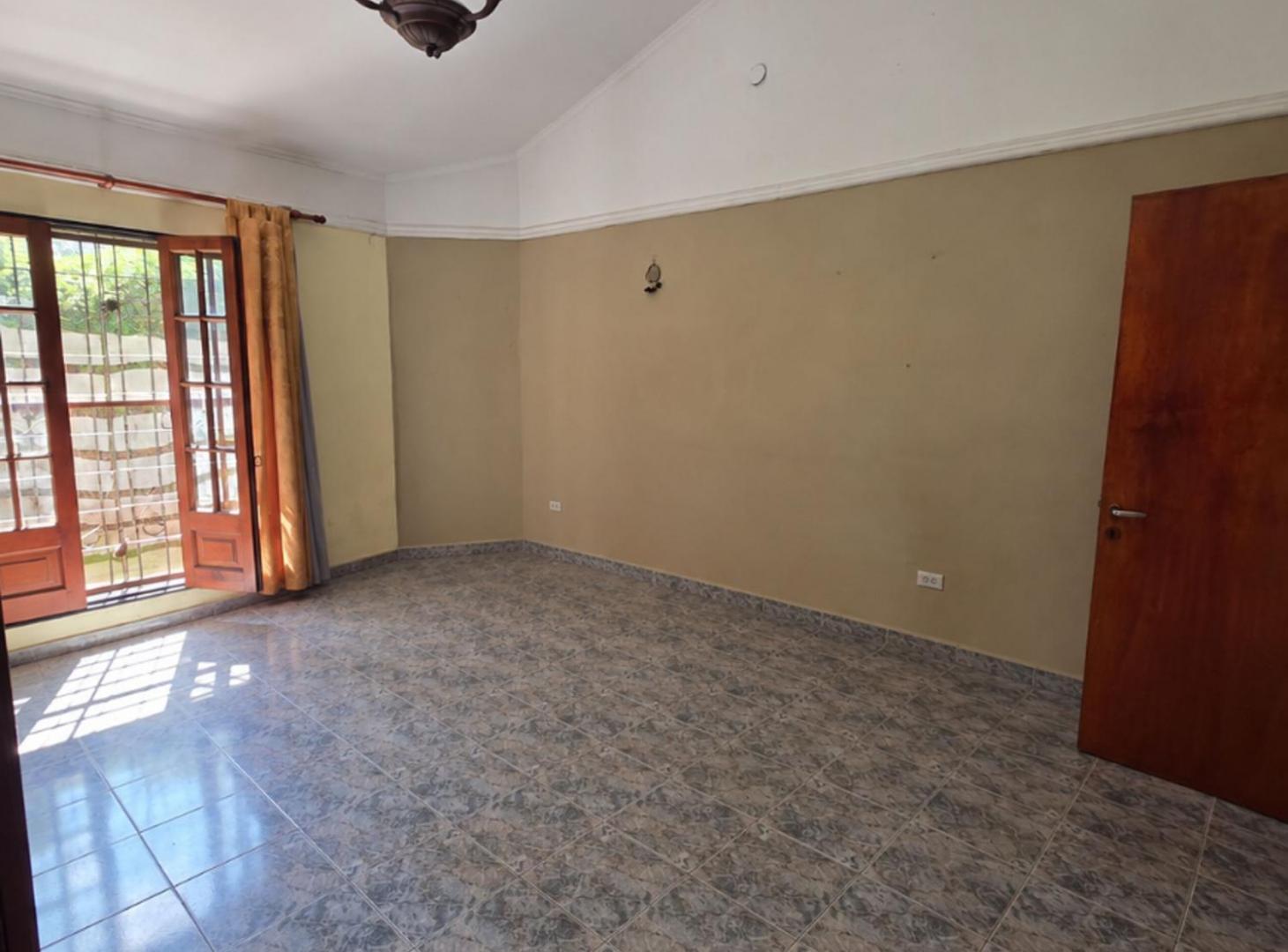 Foto de CASA EN VENTA 3 DORMITORIOS LA CALERA CORDOBA, imagen 2