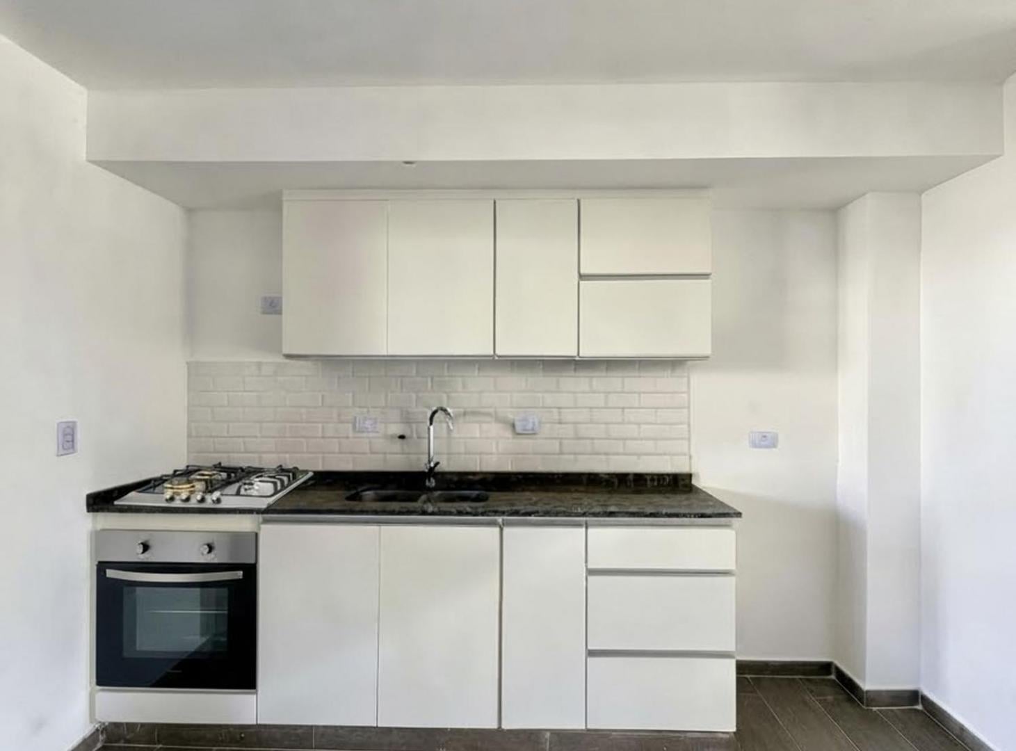 Foto de ALQUILER DUPLEX EN DOCTA DOS DORMITORIOS COCHERA, imagen 5