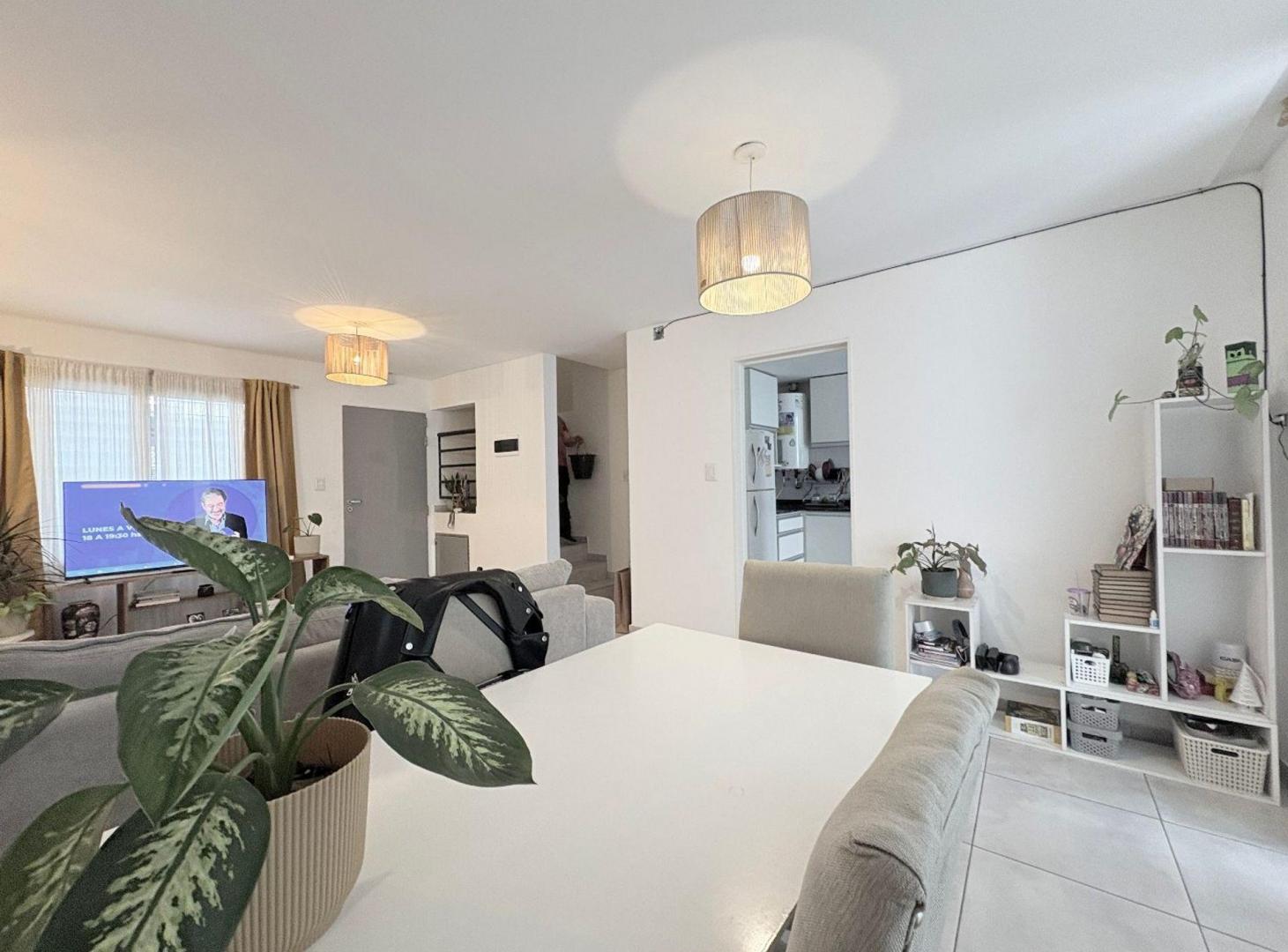 Foto de VENTA DUPLEX 3 DORM QUEBRADA DE LAS ROSAS, imagen 2