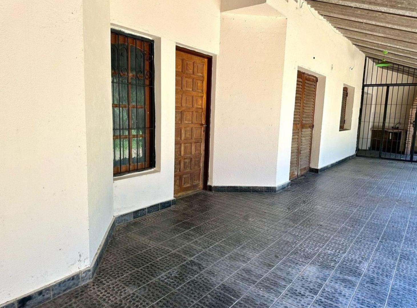 Foto de CASA EN VENTA 4 DORMITORIOS, imagen 1