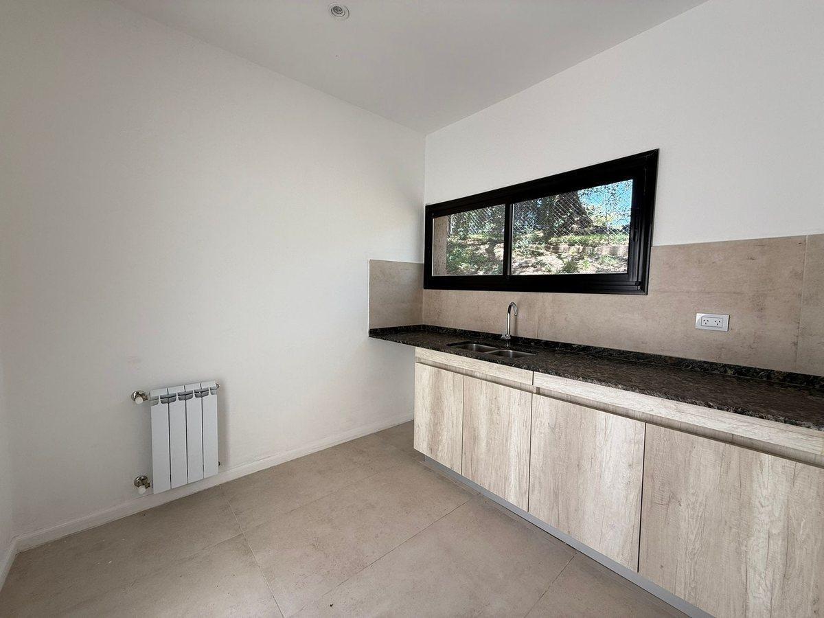 Foto de VENTA CASA 3 DORM EL TERRON MENDIOLAZA, imagen 4