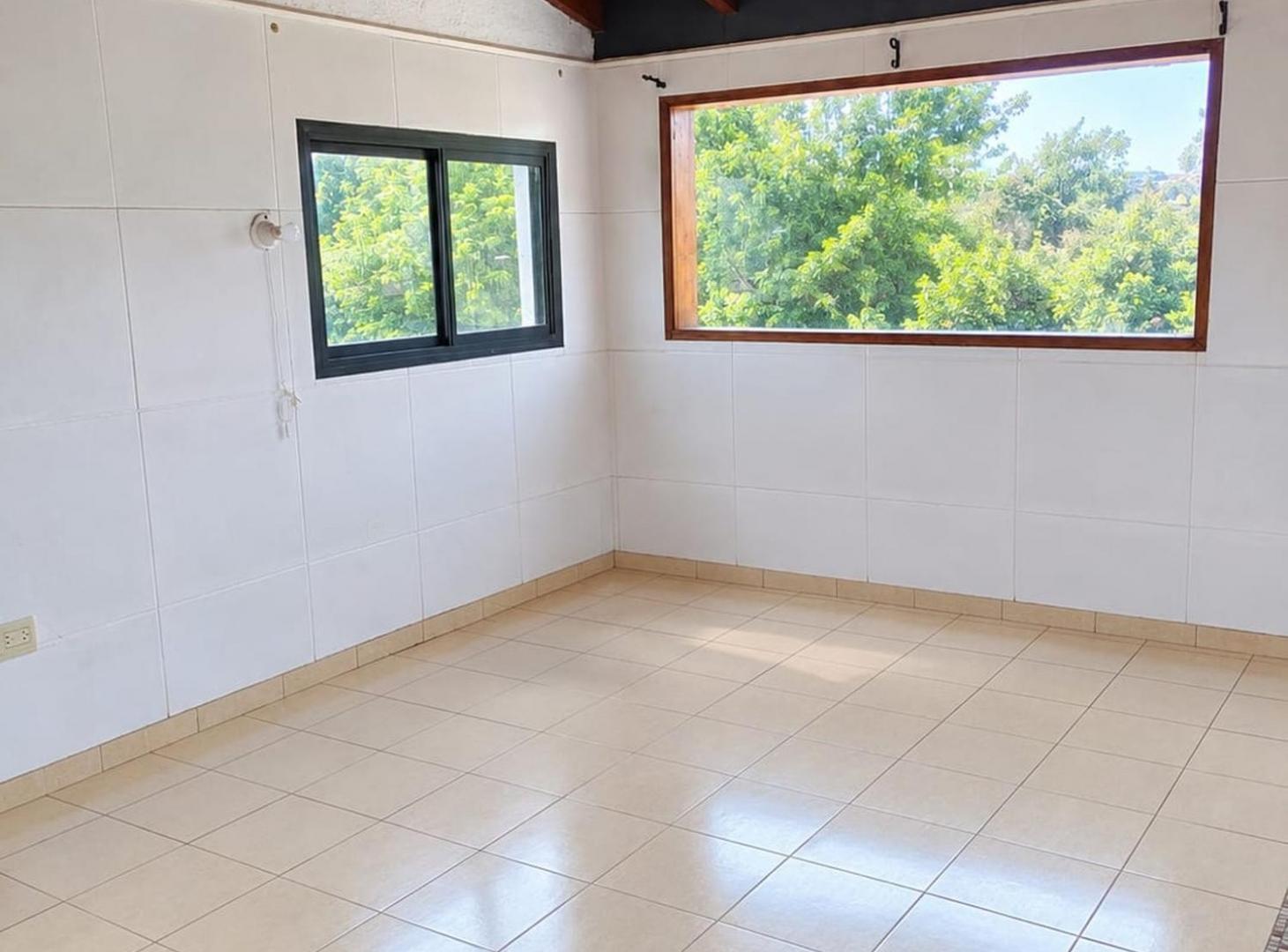 Foto de Venta De Casa con Departamento y Local Comercial, imagen 2