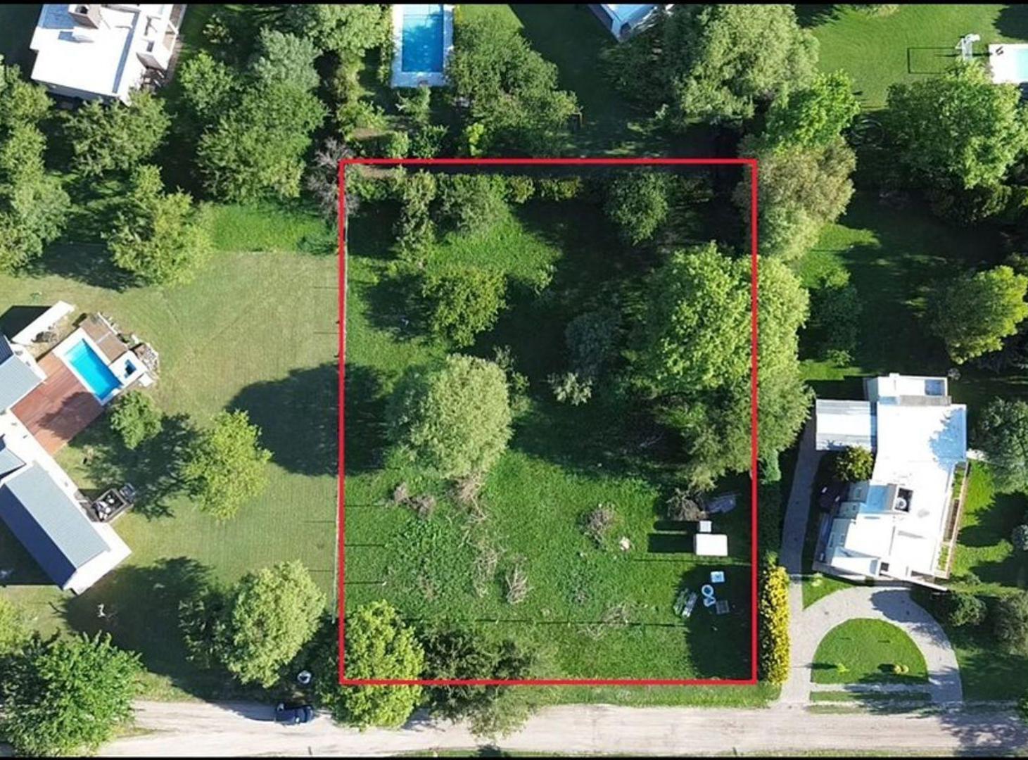 VENTA LOTE EN CAUSANA BARRIO CERRADO 2167 M2