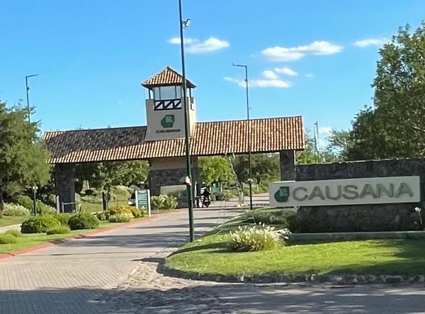 Foto de VENTA LOTE EN CAUSANA BARRIO CERRADO 2167 M2, imagen 2