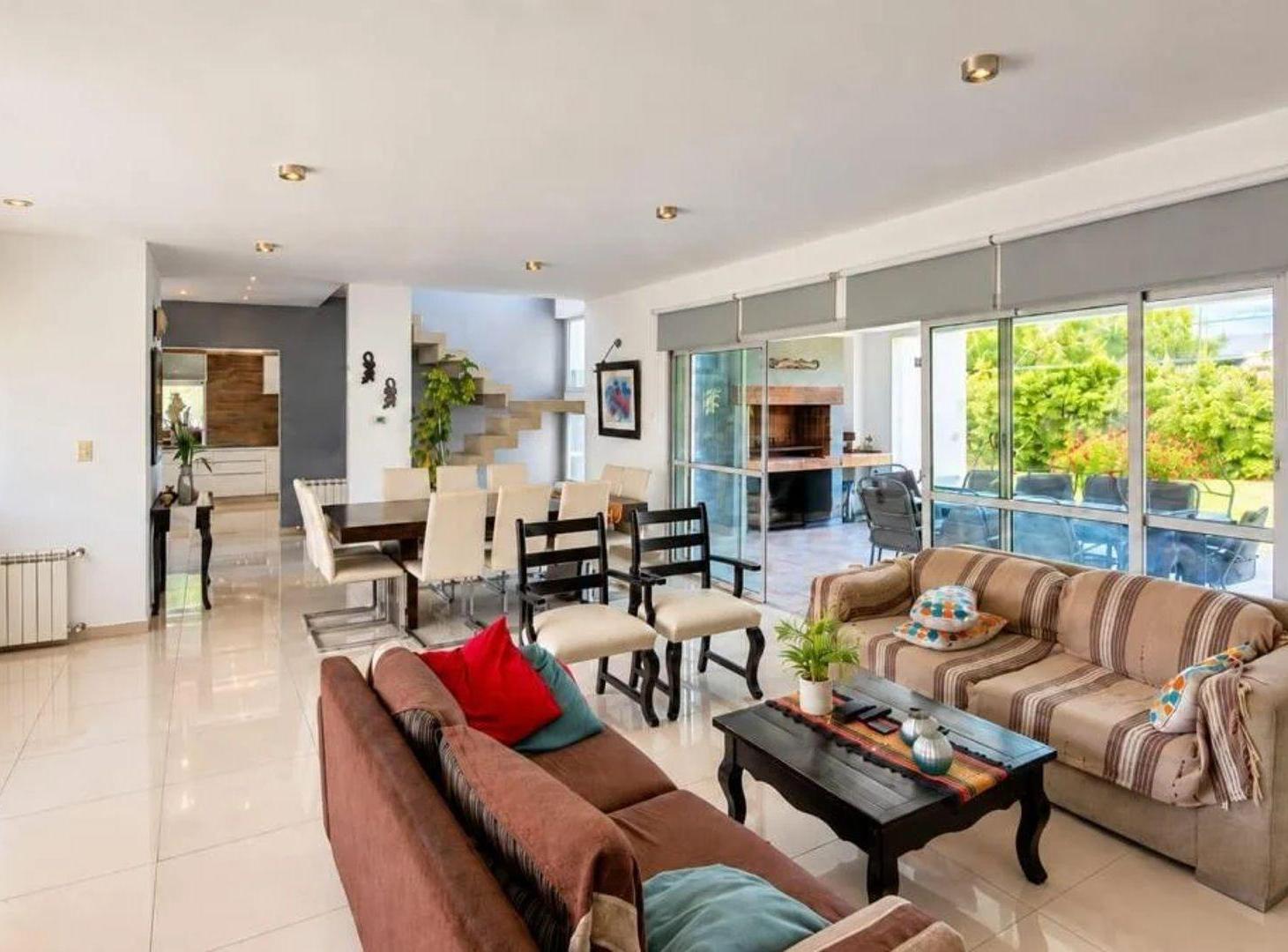 Foto de Venta Casa El Prado Valle Escondido 5 dormitorios, imagen 2