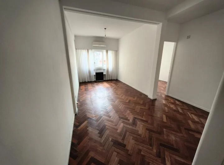 Departamento  en Alquiler en Monserrat, Capital Federal, Buenos Aires 1
