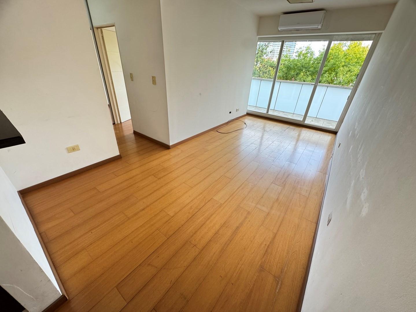 Foto de BALCON AL FRENTE- COCHERA FIJA Y BAULERA- AMENITIES: PILETA SUM LAUNDRY, imagen 1