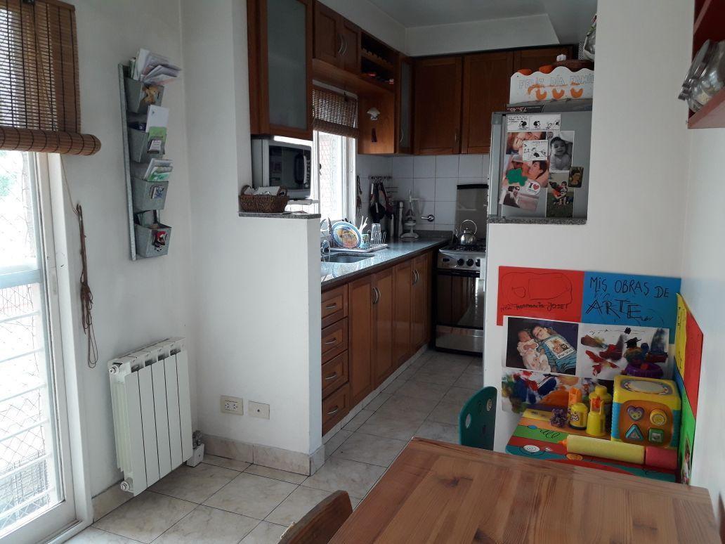 Foto de EXCELENTE 3 AMBIENTES - BALCN TERRAZA AL FRENTE - 2 BAÑOS - SUPER, imagen 4