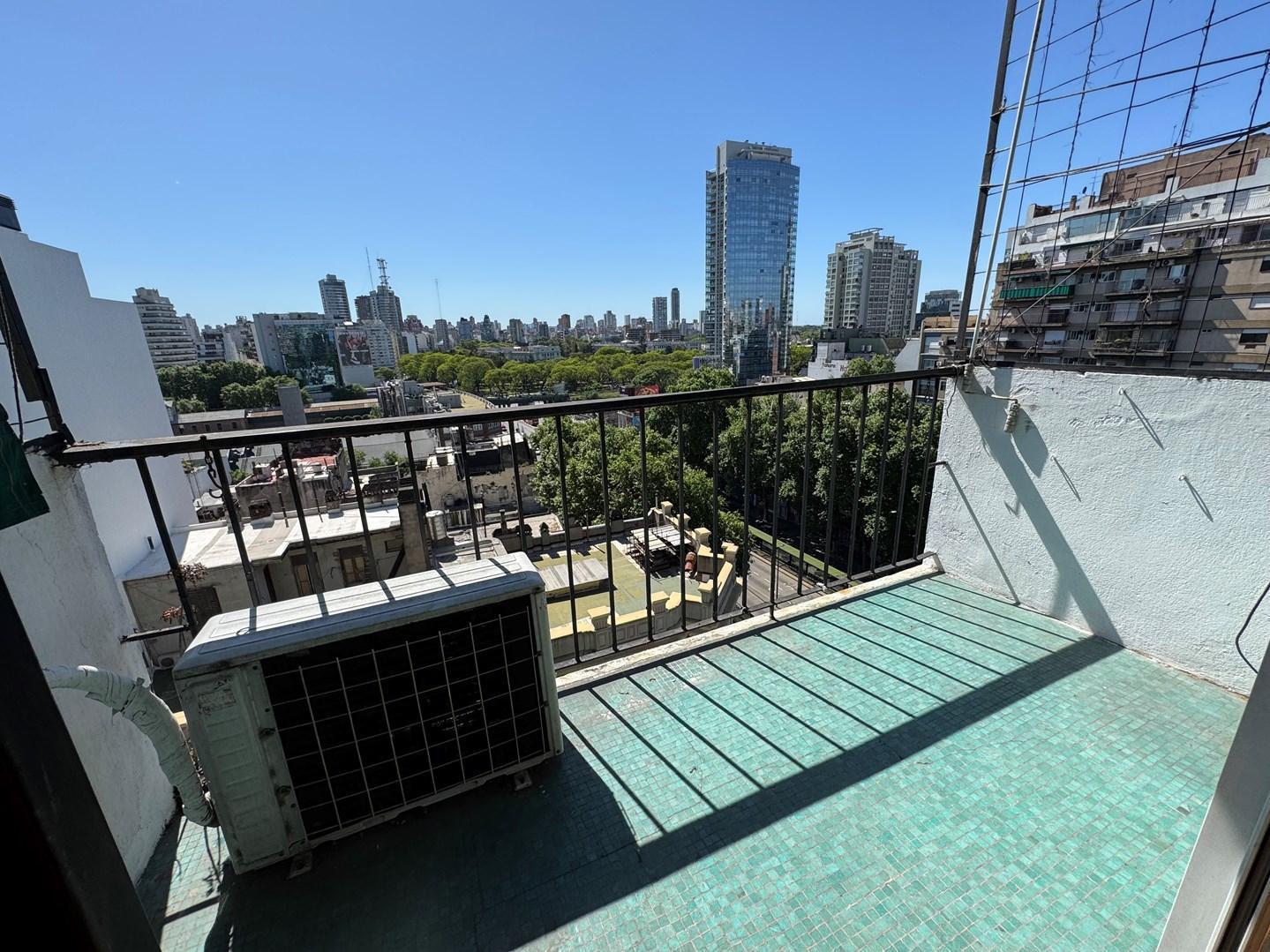 Foto de EXCELENTE 3 AMBIENTES - BALCON AL FRENTE - VISTA ABIERTA - SUPER, imagen 1