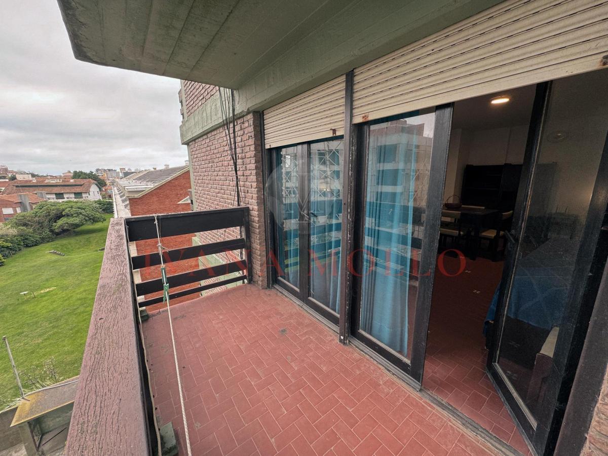 Departamento con Vista Al Mar en Venta - Pinamar - 4to D "Playas I" 4