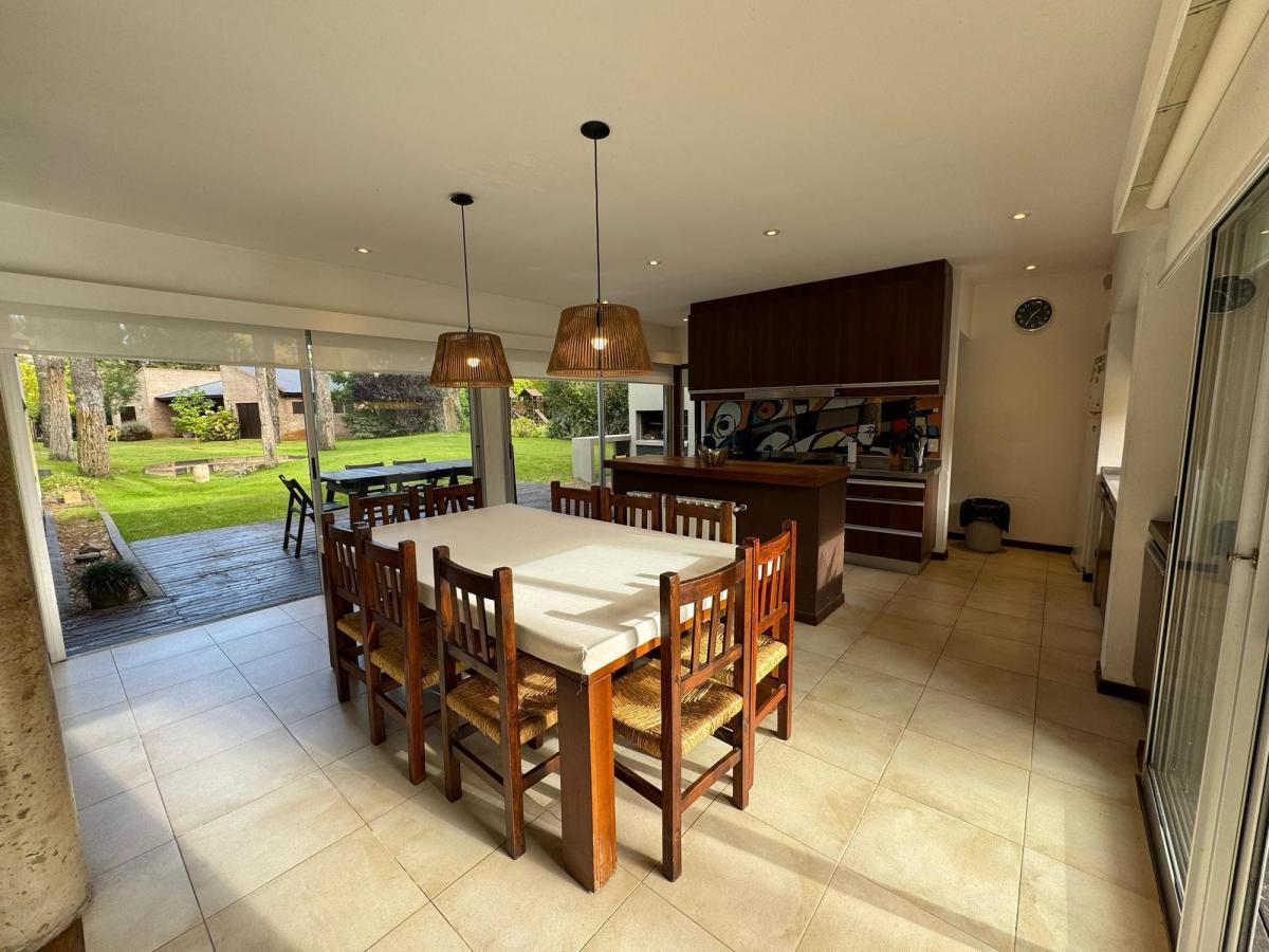 Foto de CASA A LA VENTA EN BARRIO ALAMOS - ALAMOS Y DE LA DERIVA, imagen 4
