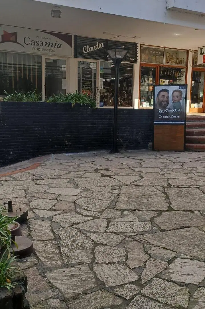 LOCAL EN VENTA - CENTRO COMERCIAL PINAMAR PLAZA 5
