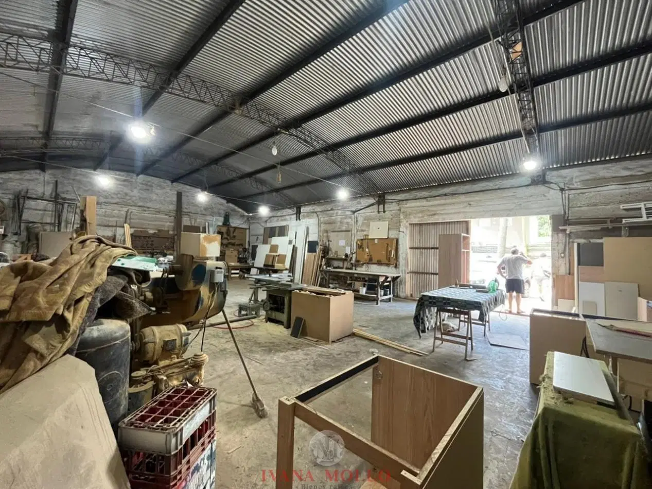 GALPON EN ZONA INDUSTRIAL A LA VENTA - OSTENDE 4