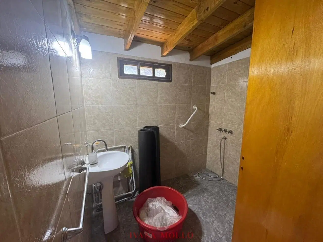 CASA EN VENTA - MAR DE OSTENDE - LOTE MULTIFAMILIAR 5