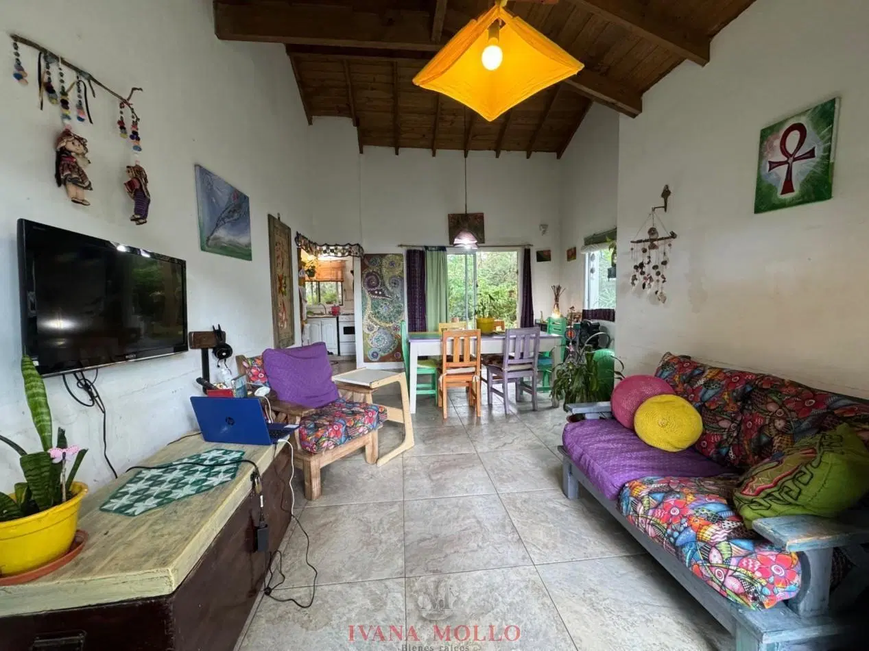 CASA A LA VENTA SOBRE LOTE MULTIFAMILIAR - PINAMAR 2