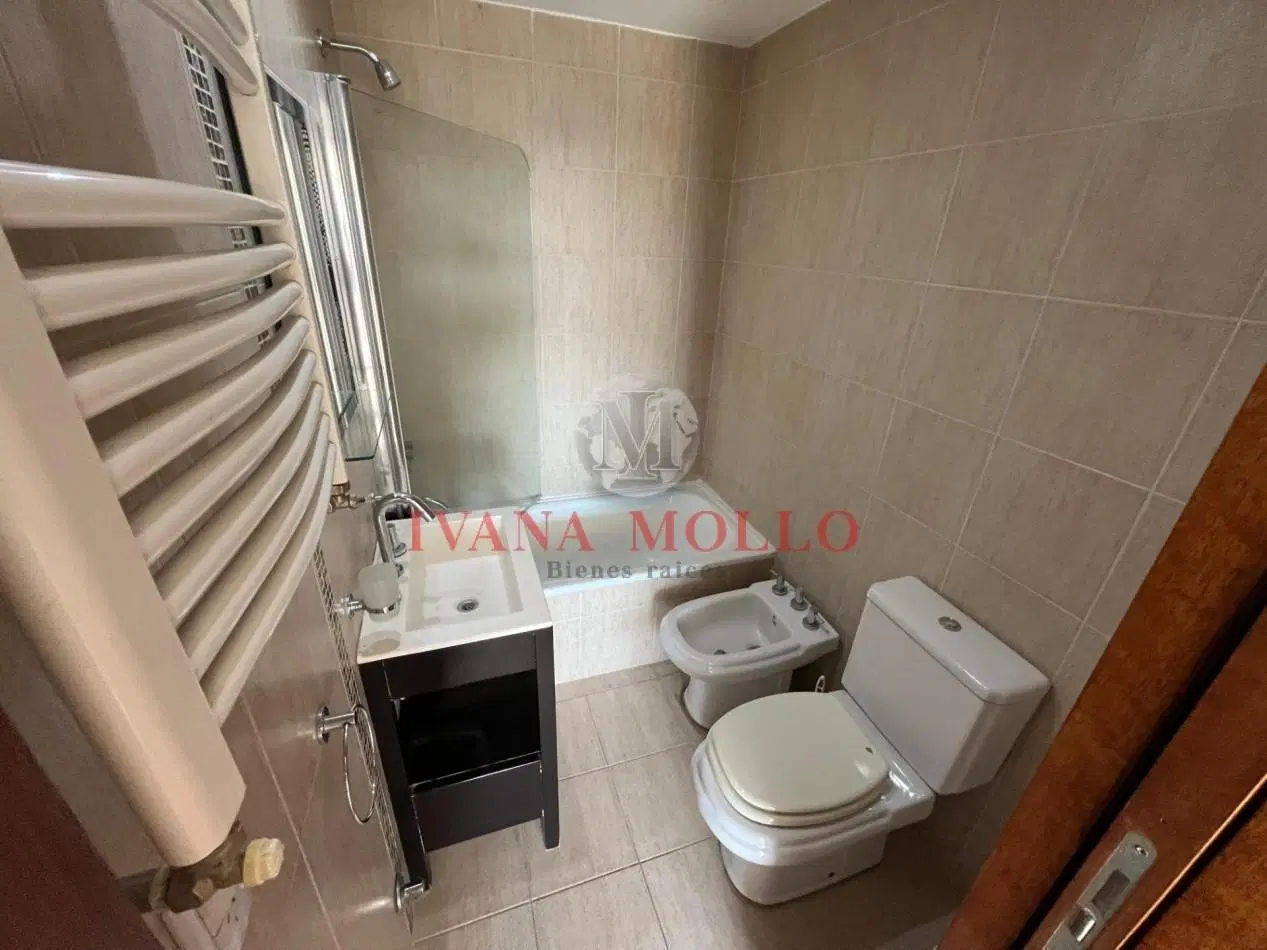 DEPARTAMENTO 4 AMBIENTES CON COCHERA - EN VENTA - CONSTITUCION 1810 3