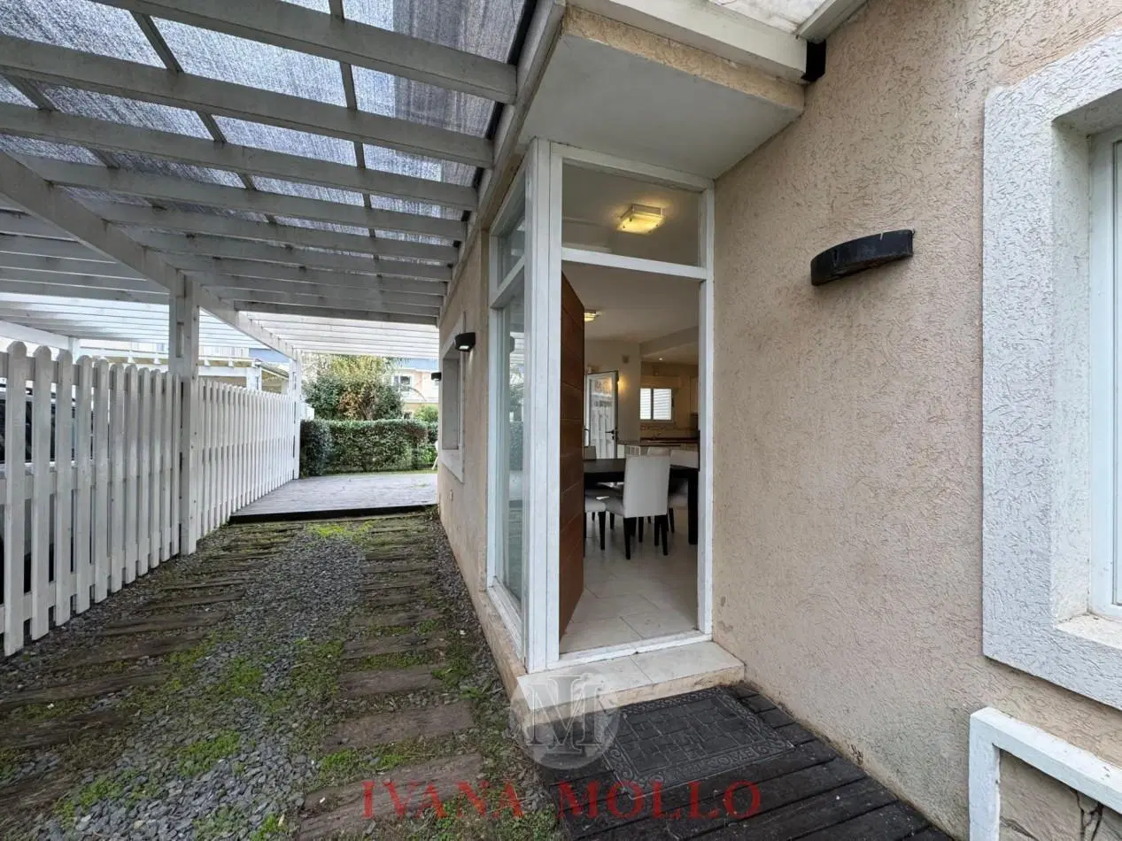 TRIPLEX EN VENTA - PINAMAR SUR - DE LAS HESPERIDES 8