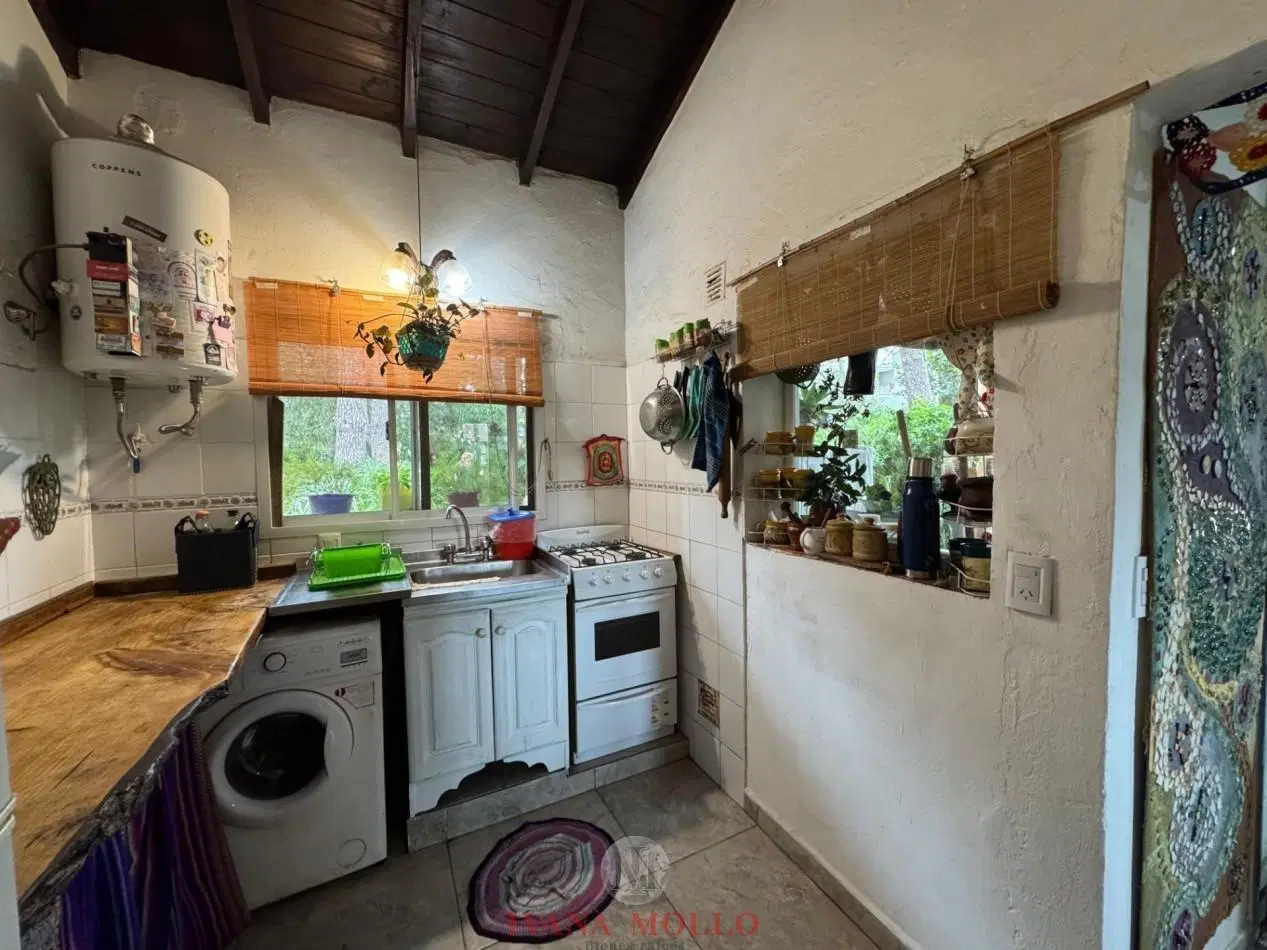 CASA A LA VENTA SOBRE LOTE MULTIFAMILIAR - PINAMAR 8
