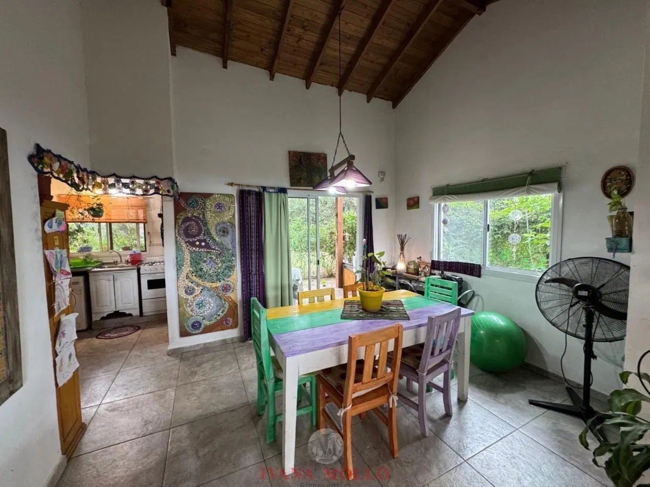 CASA A LA VENTA SOBRE LOTE MULTIFAMILIAR - PINAMAR 4