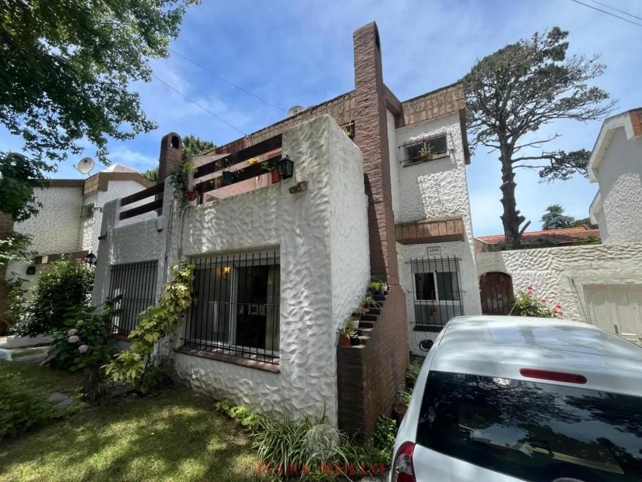 DUPLEX 4 AMBIENTES EN VENTA - PINAMAR - ZONA DUPLEX 4