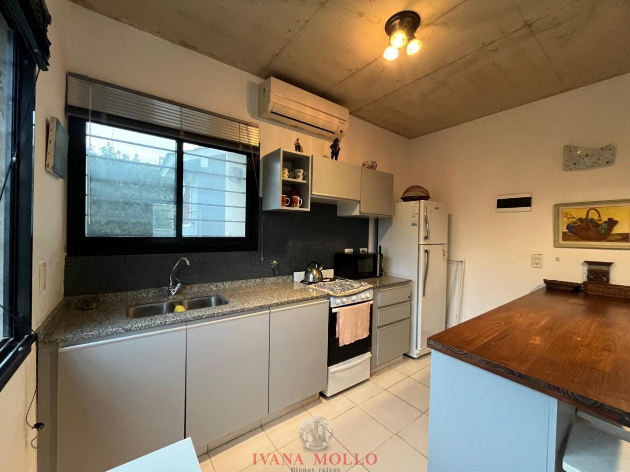 Foto de Departamento 2 ambientes en venta a una cuadra del mar Pinamar - Mar de, imagen 1