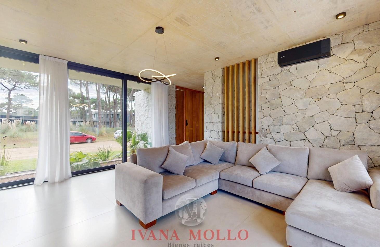 Foto de Casa en venta 6 ambientes en Barrio Pioneros, Pinamar con pileta, imagen 3