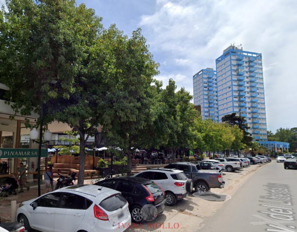 Foto de Local comercial en venta en Pinamar centro, imagen 4
