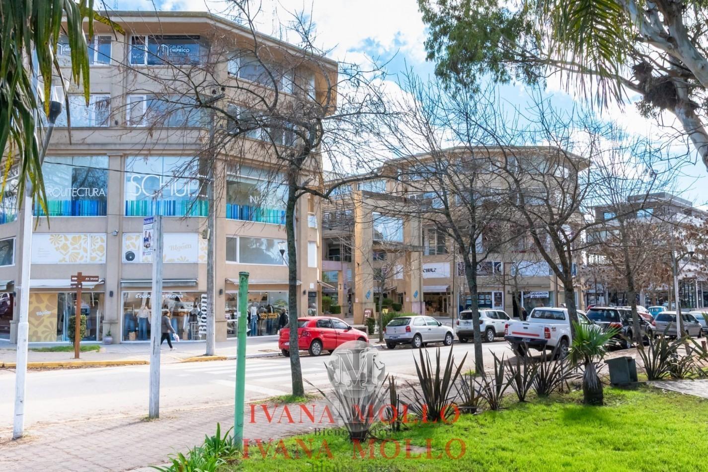 Foto de Local comercial en venta en Paseo El Agora, Pinamar Centro, imagen 1
