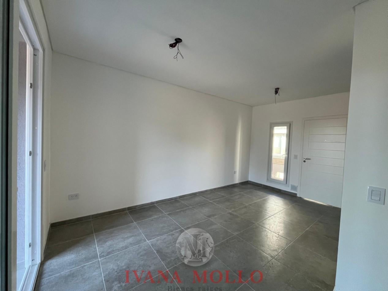 Foto de Departamento en venta 2 ambientes a estrenar en Pinamar con cochera, imagen 1