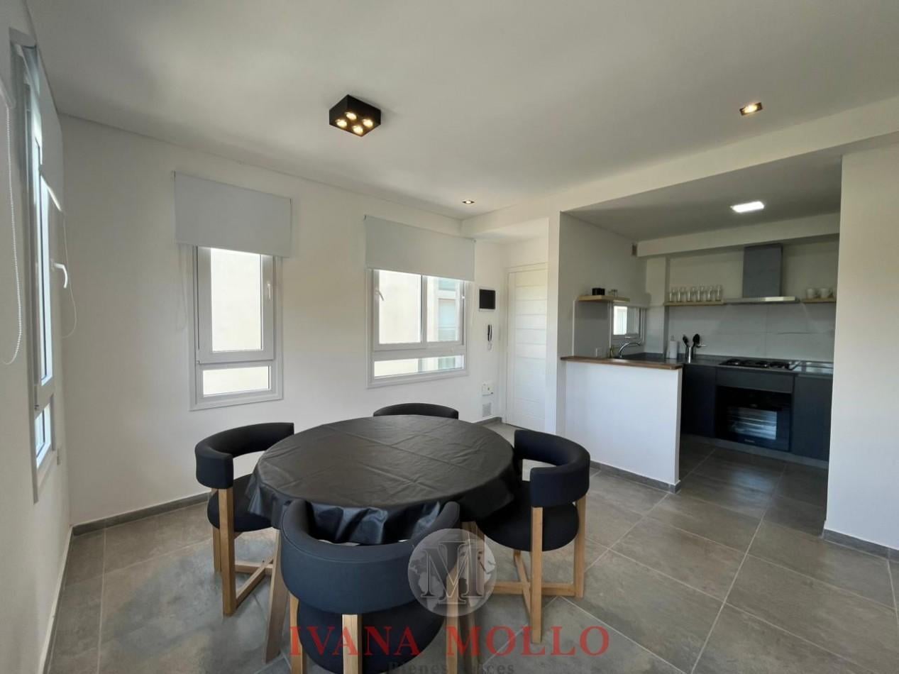 Foto de Departamento en venta 2 ambientes en Pinamar con cochera y amoblado, imagen 2