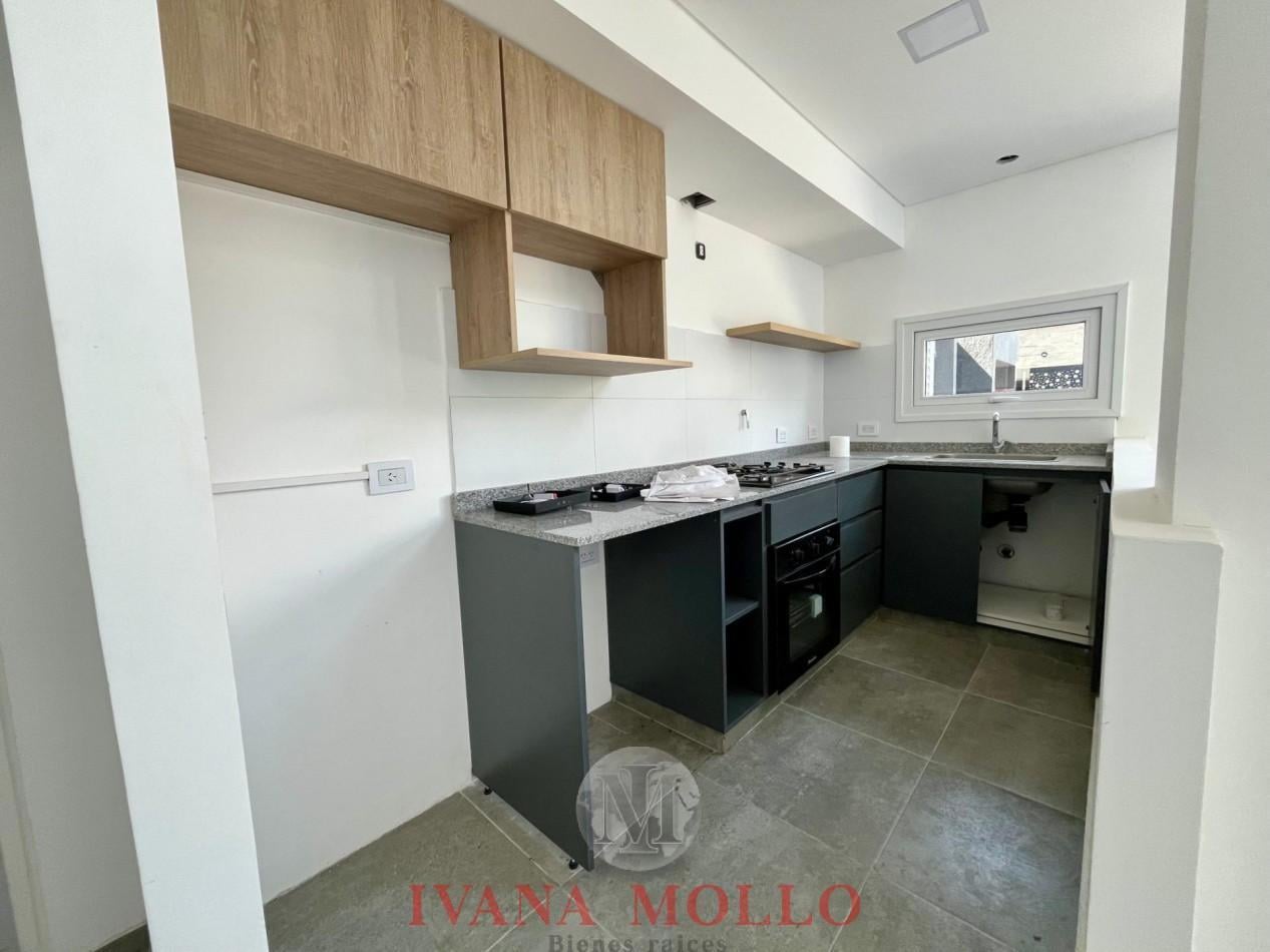 Foto de Duplex en venta 3 ambientes a estrenar en Pinamar Centro con cochera y, imagen 2