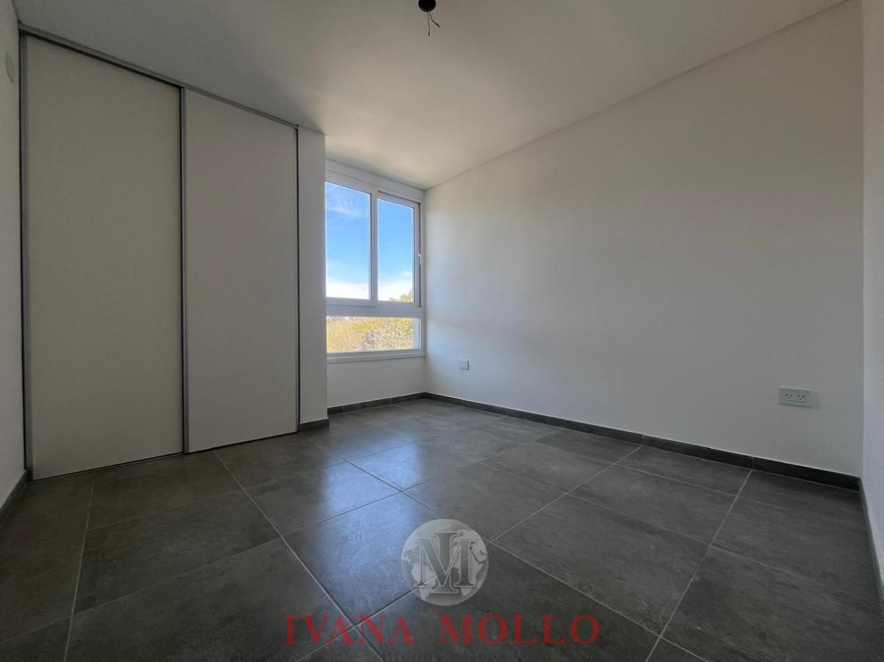 Foto de Departamento en venta 2 ambientes en Pinamar a estrenar con cochera, imagen 3