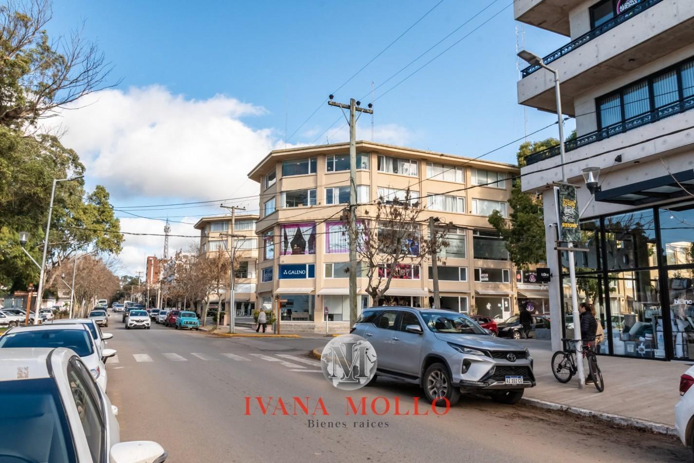 Foto de Oficina en venta en centro de Pinamar, imagen 2