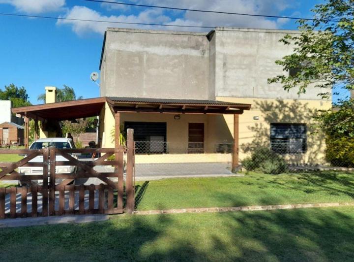 VENTA - CASA 4 DORMITORIOS - SAN JOSE DEL RINCON 1