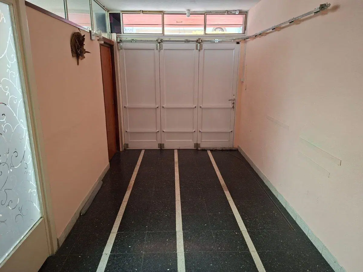 Casa 2/3 Dorm-Pileta-Cochera barrio Sur 3