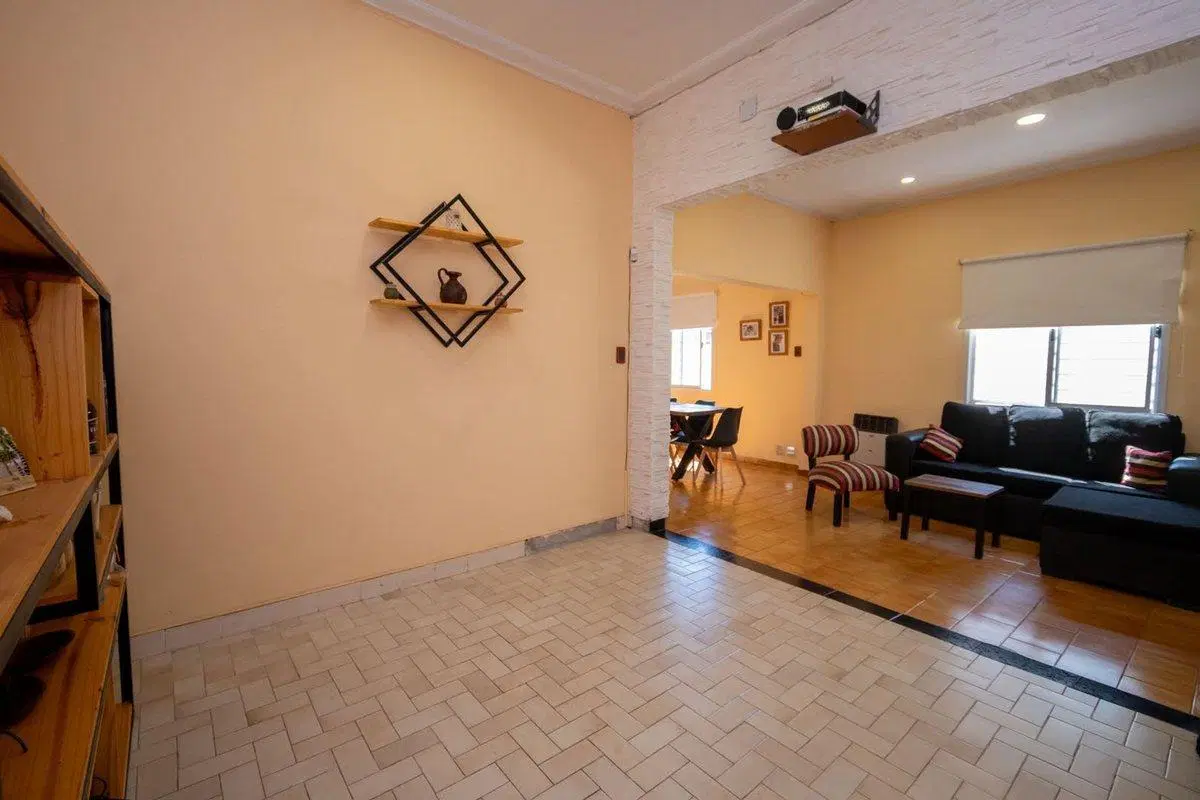 Casa en venta  4 dormitorios 4