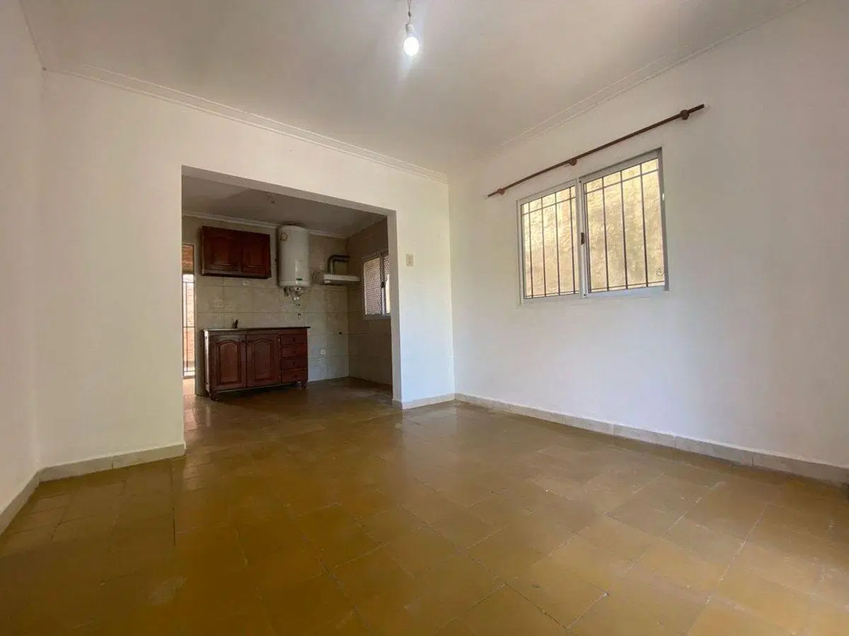 DPTO DE 1 DORM PRIMER PISO EN MONTE VERA 2