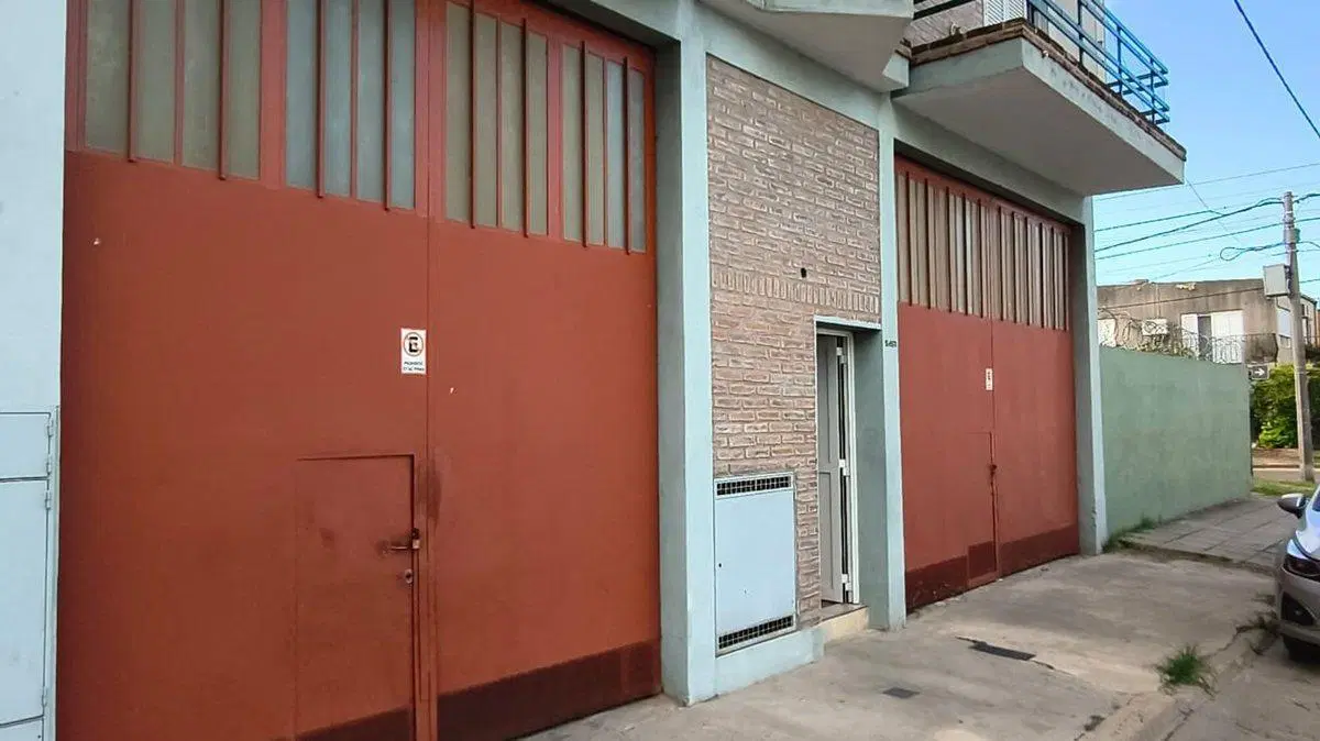 Venta de 2 Galpones y 4 Departamentos, Ideal Renta 3