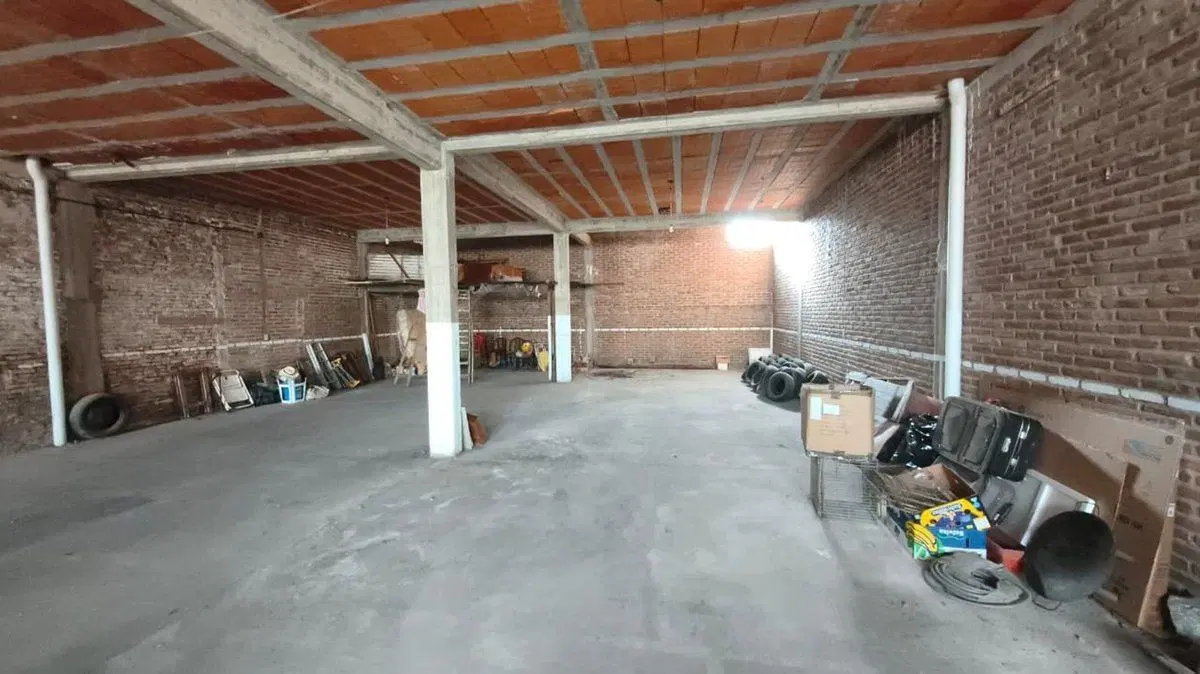 Venta de 2 Galpones y 4 Departamentos, Ideal Renta 5