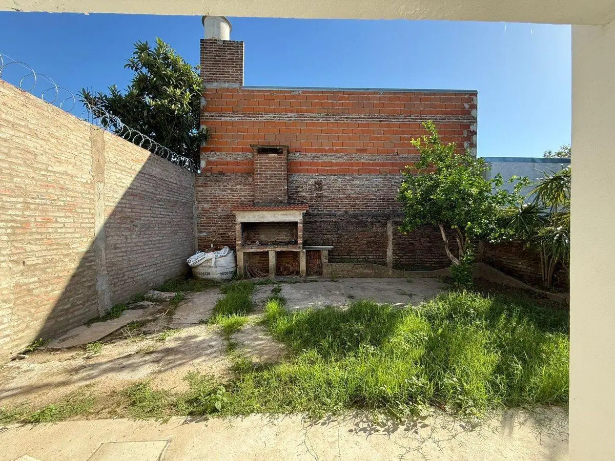Casa interna a la venta en Pavon 1844 3