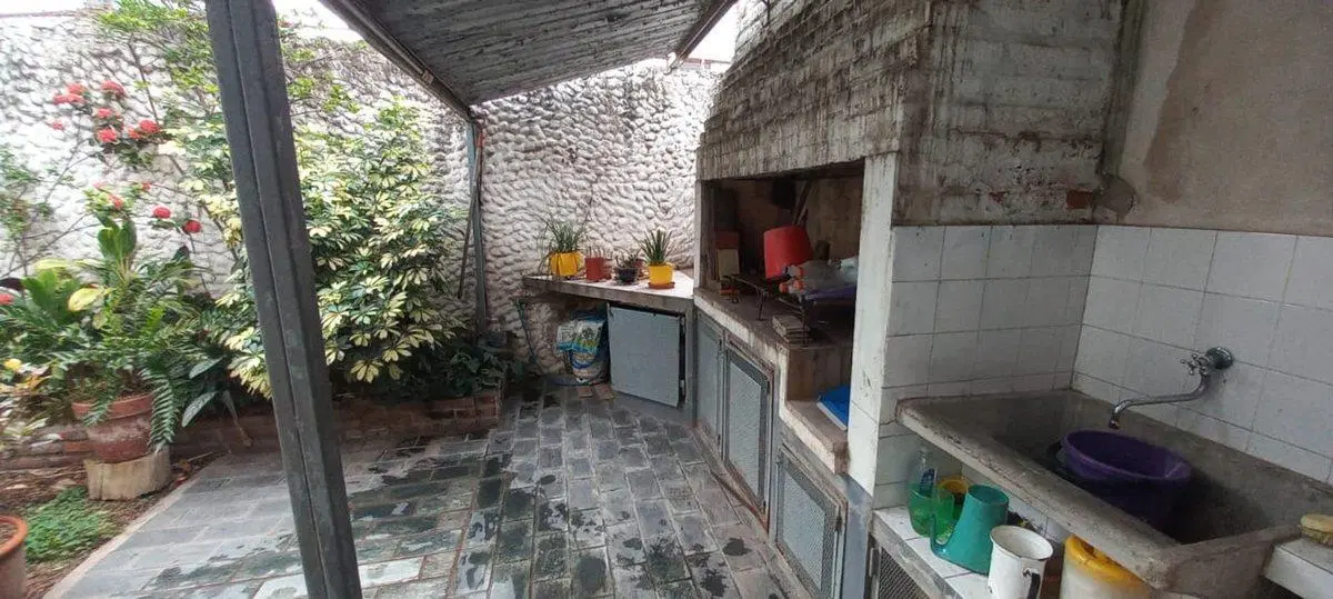 Gran Casa 8 ambientes, zona Parque Garay 5