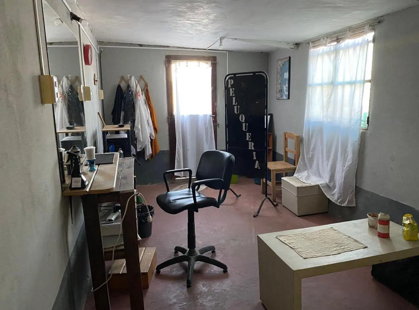 Casa de 1 dormitorio y local comercial  Recreo Sur 3