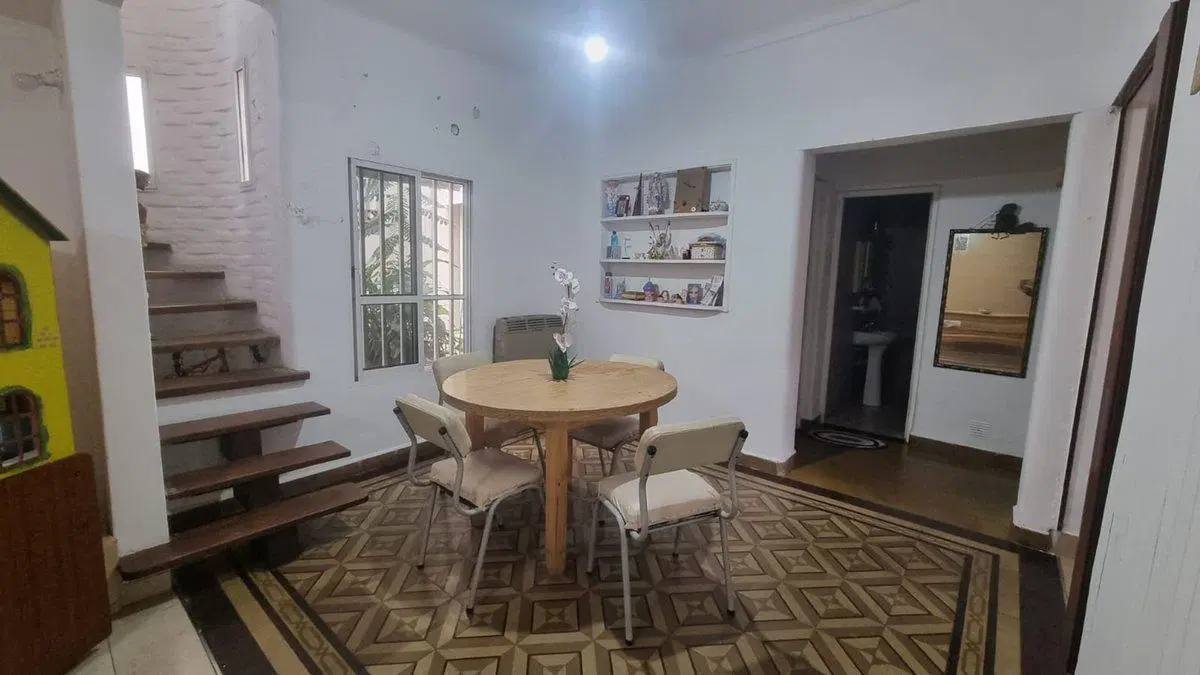 Venta casa 3 dormitorios S. Carril a mts Gral Paz 4