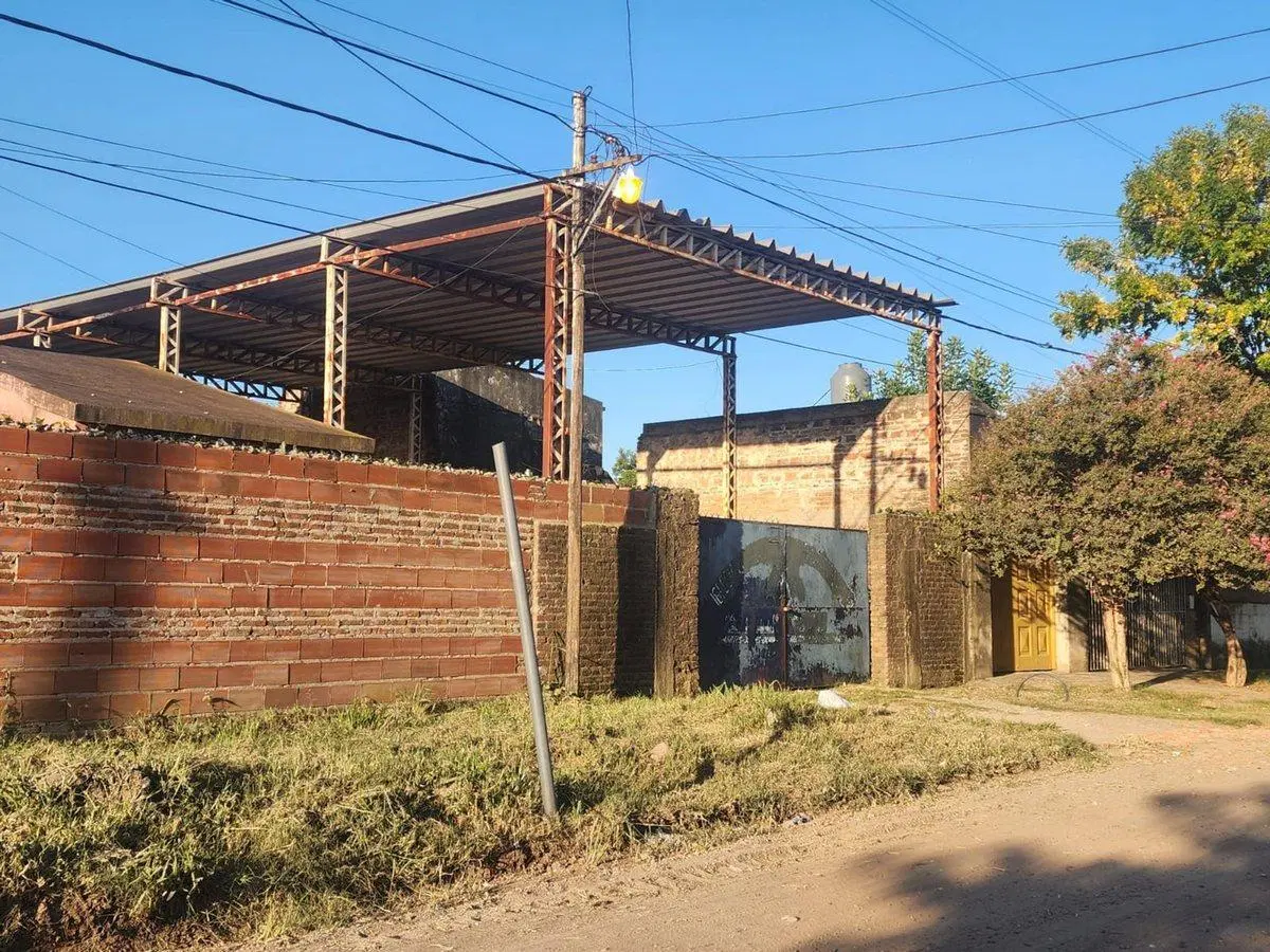 Oportunidad, galpón con lote con potencial 4
