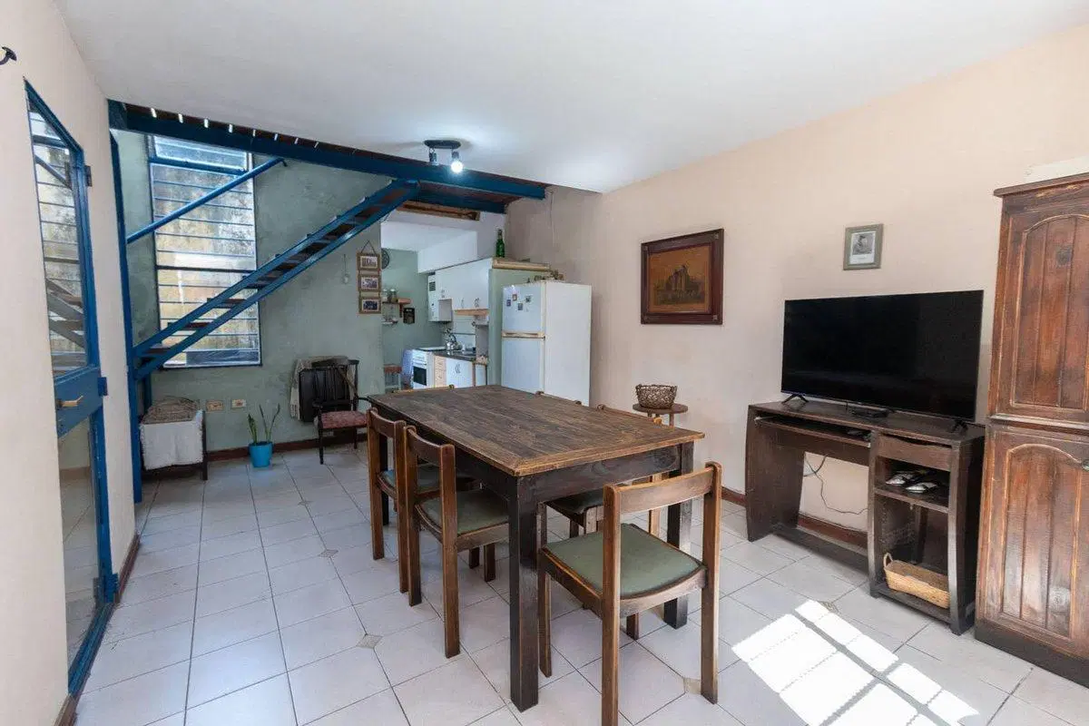 Se vende Casa Duplex en Fomento 9 de Julio 4