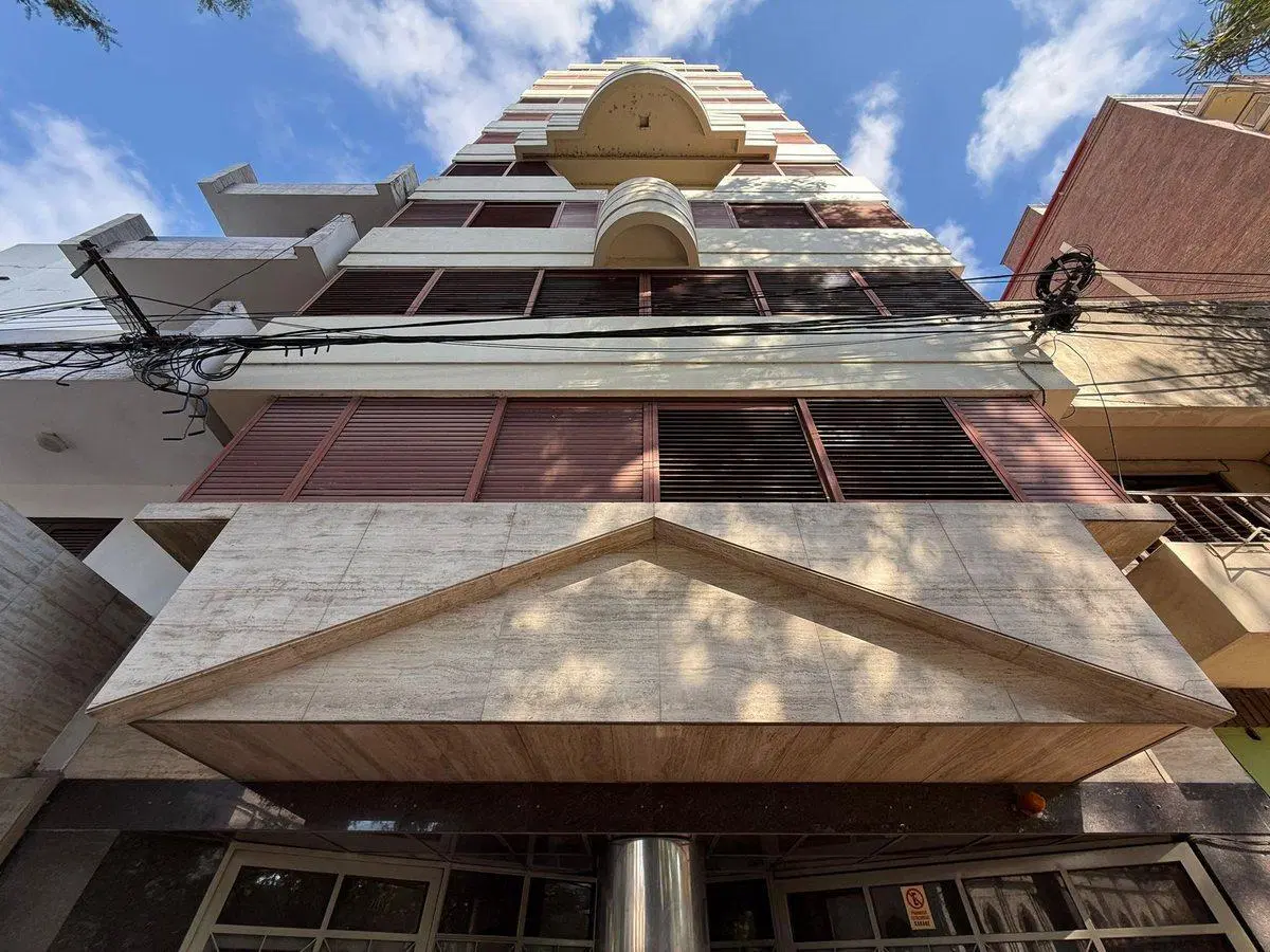 VENTA DE PISO SOBRE BOULEVARD GALVEZ 2013 2