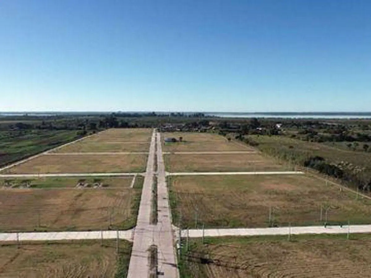 SE VENDE LOTE DE 450M2 EN PRADERAS EL CHAQUITO 2