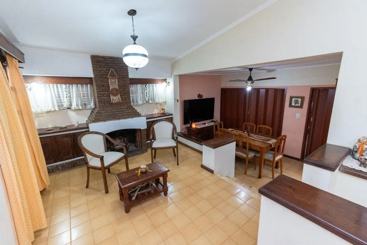 Casa en Venta 3 Dormitorios Apta a Credito. 4